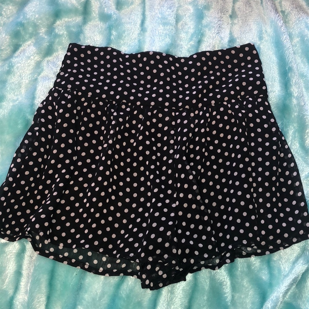 High waisted wet seal shorts